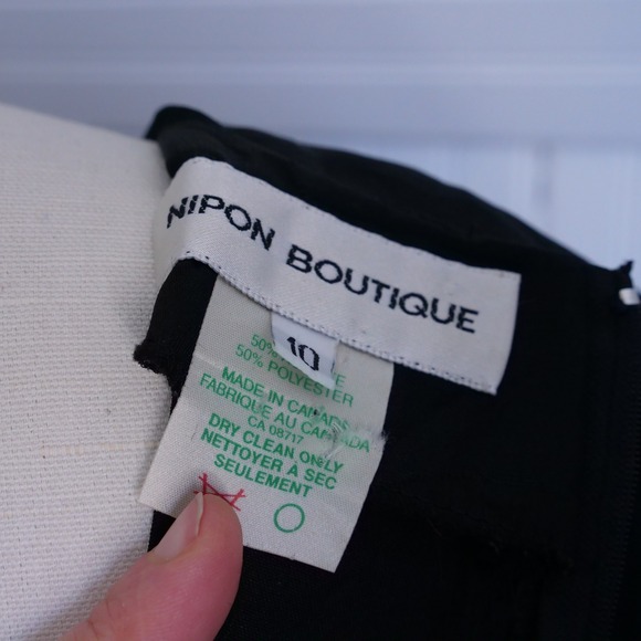 Fun 80s/90s Nipon Boutique giant polka dot monochromatic print black party dress - Picture 5 of 8